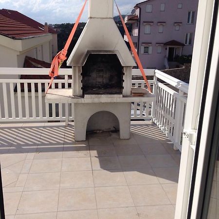 Apartments Meeresblick Цриквеница Экстерьер фото