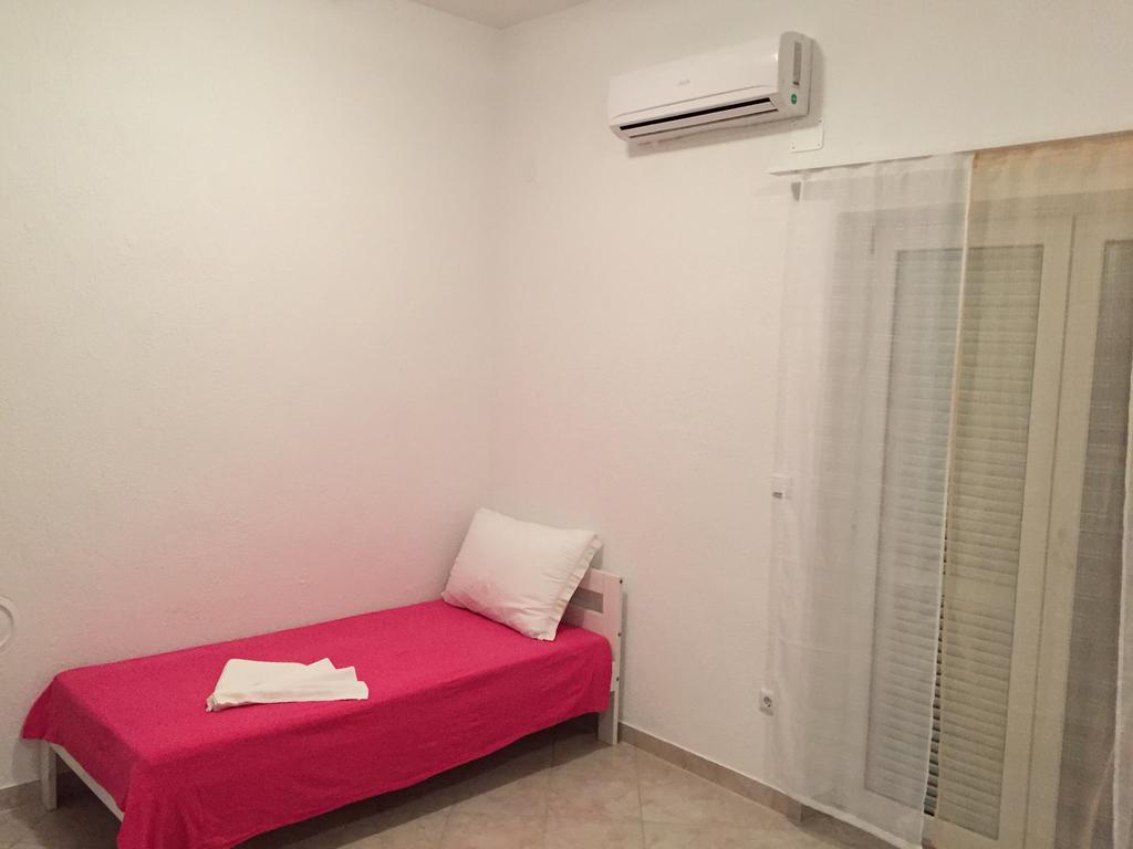Apartments Meeresblick Цриквеница Номер фото