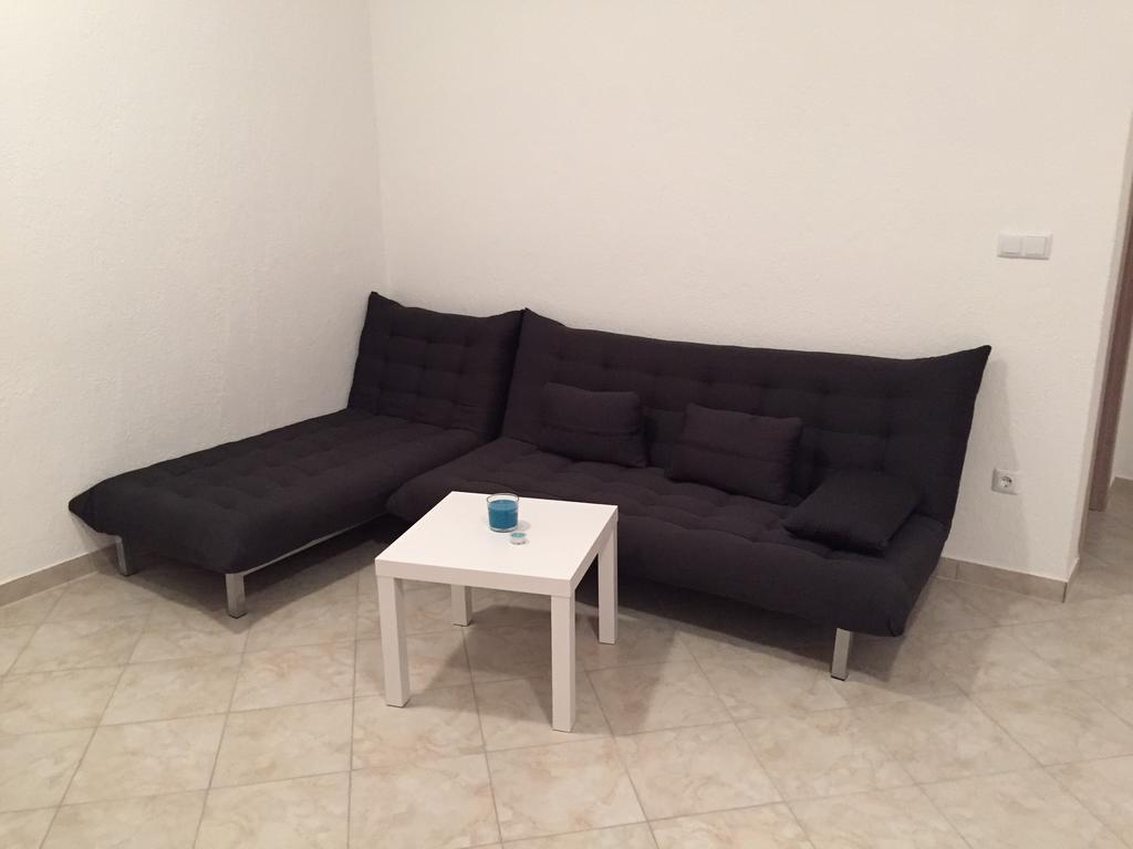 Apartments Meeresblick Цриквеница Номер фото